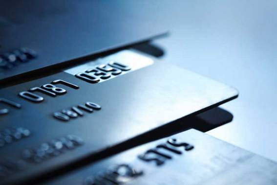 What You Need to Know About Getting Your First Credit Card